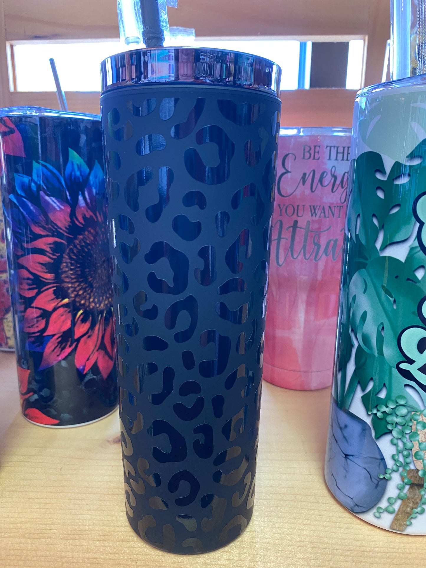 Leopard cups