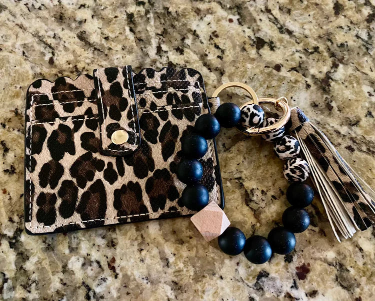 ID wristlet with bead keychain