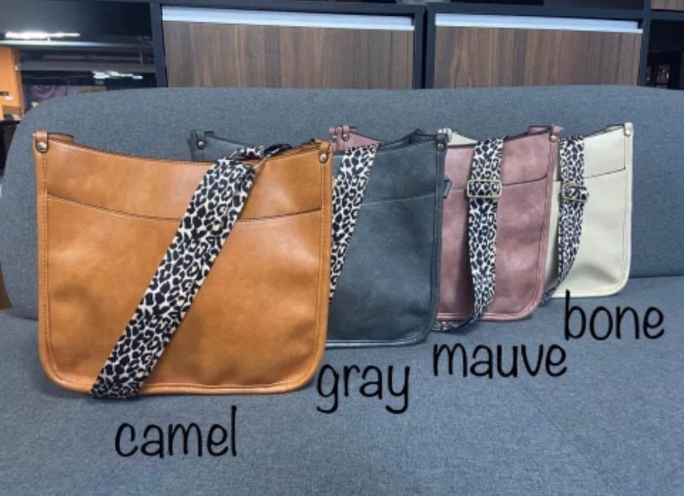 Crossbody leather bag