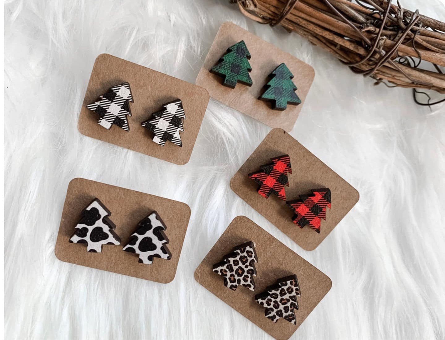 Christmas tree earrings